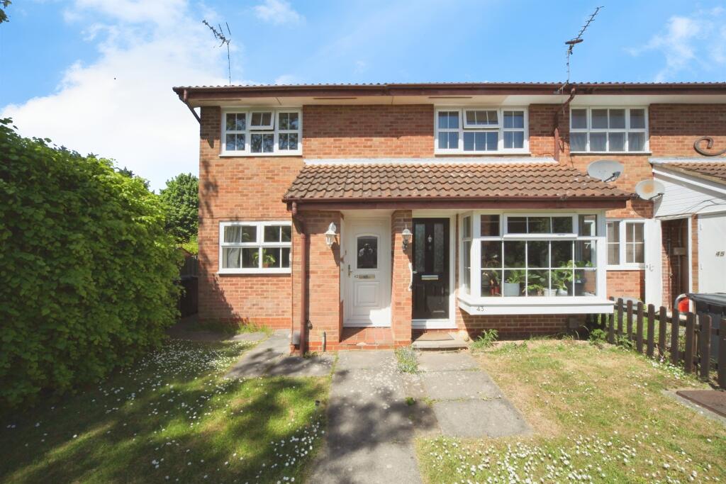 Main image of property: Campania Grove, Luton