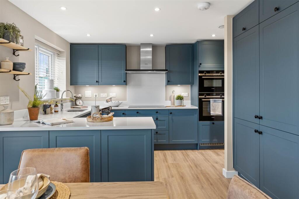 The Grayshott, Warwick Place, Hammondstreet Road, Cheshunt photo 4