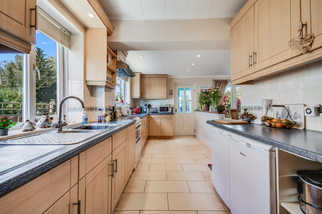 House in Uttlesford, High Easter - View 4