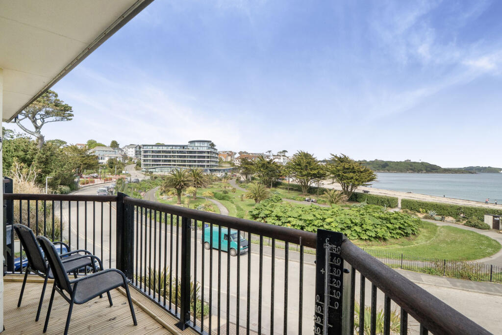 Apartment in Falmouth, Cornwall - View 3