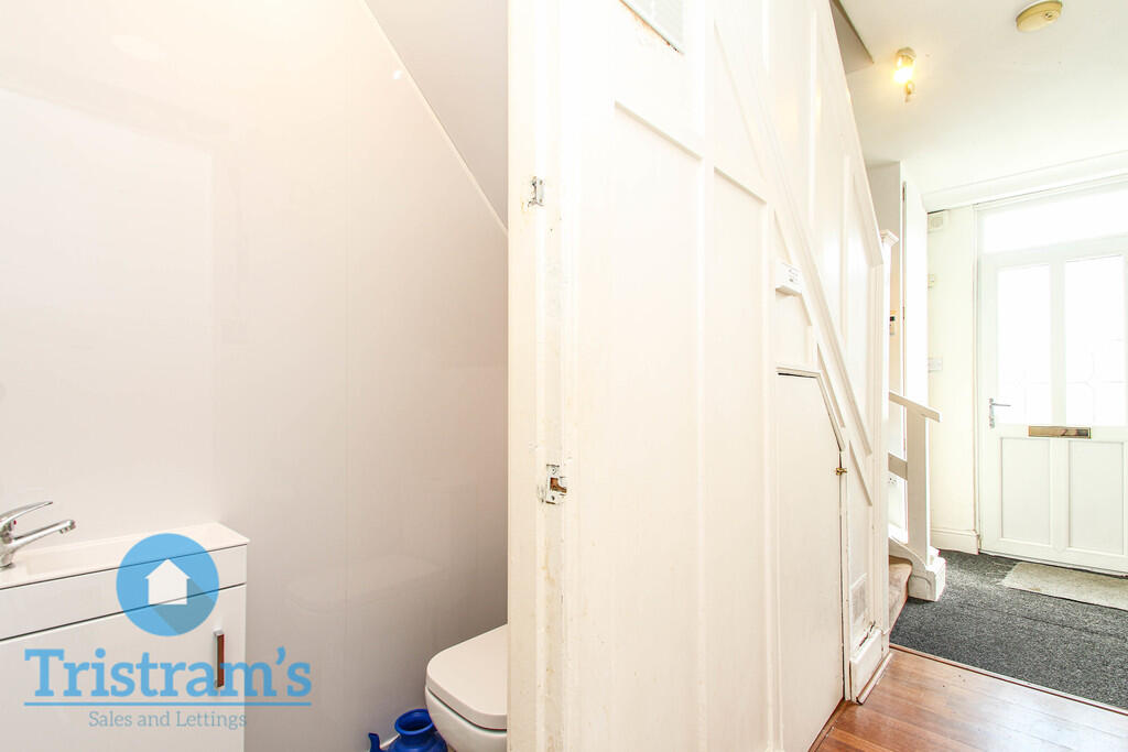 1 bedroom house share for rent