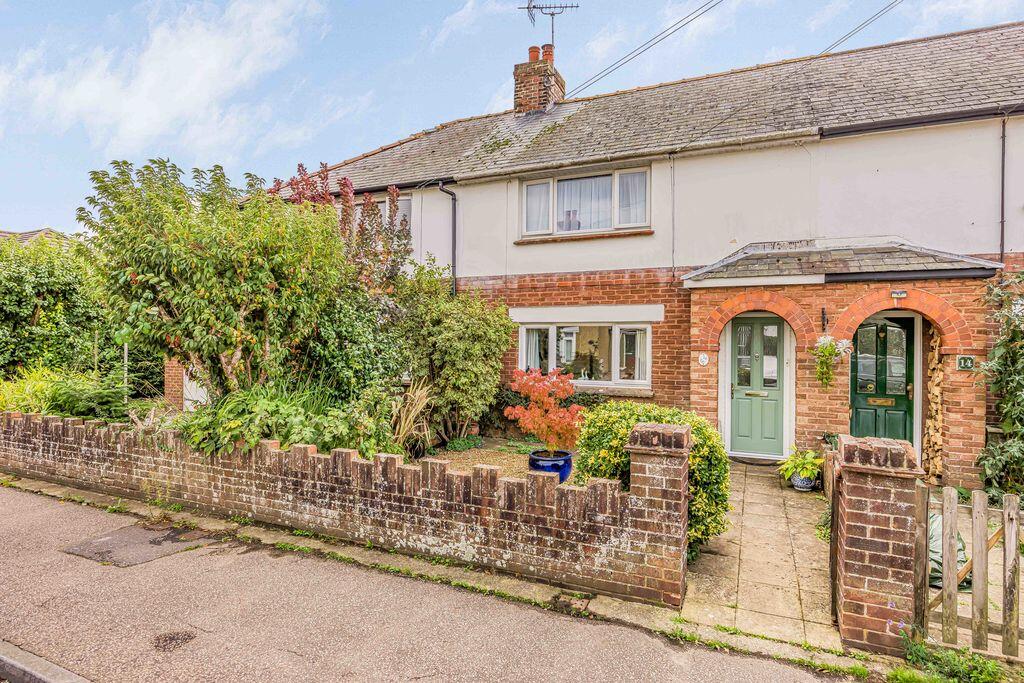 2-bed terraced on Williams Road, Chichester, £325,000