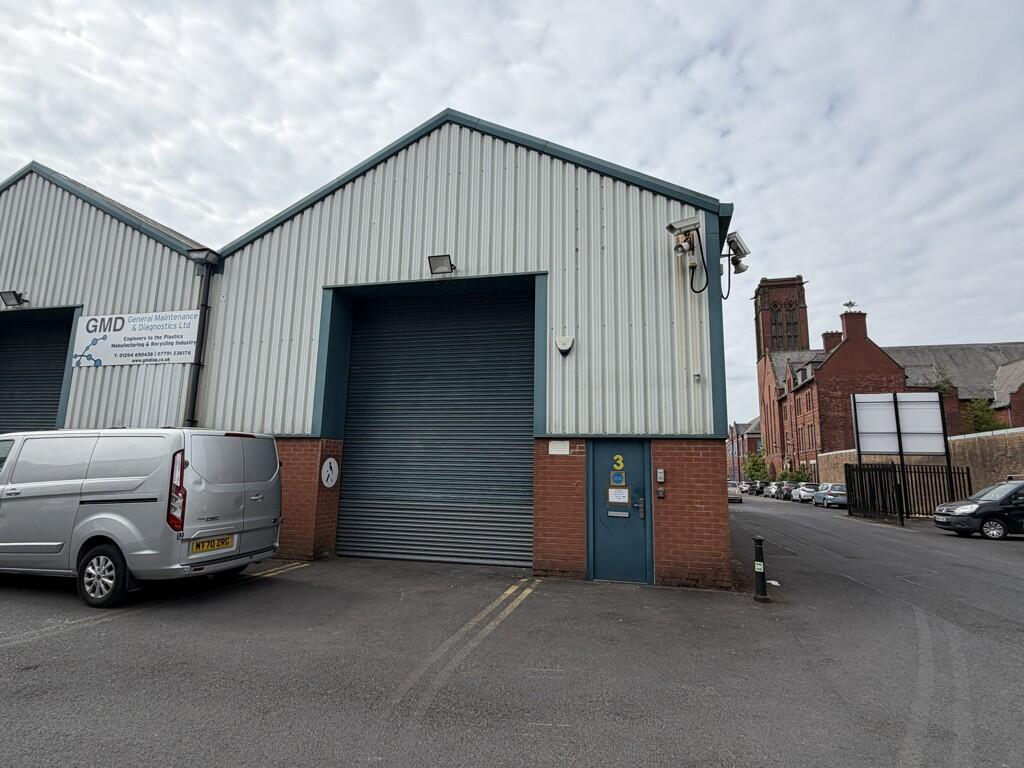 Main image of property: Unit 3, Kenyon Business Park, Pilkington Street, Bolton, Bolton, BL3 6HL