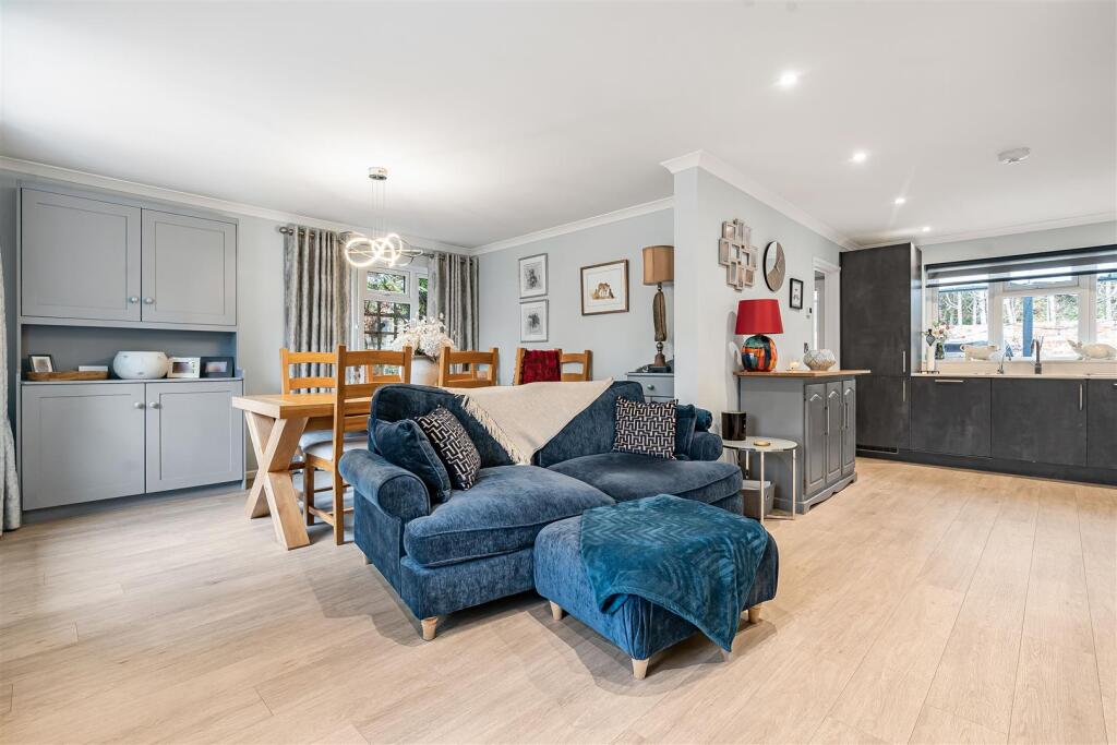 House in Hemel Hempstead, Worminghall - View 4