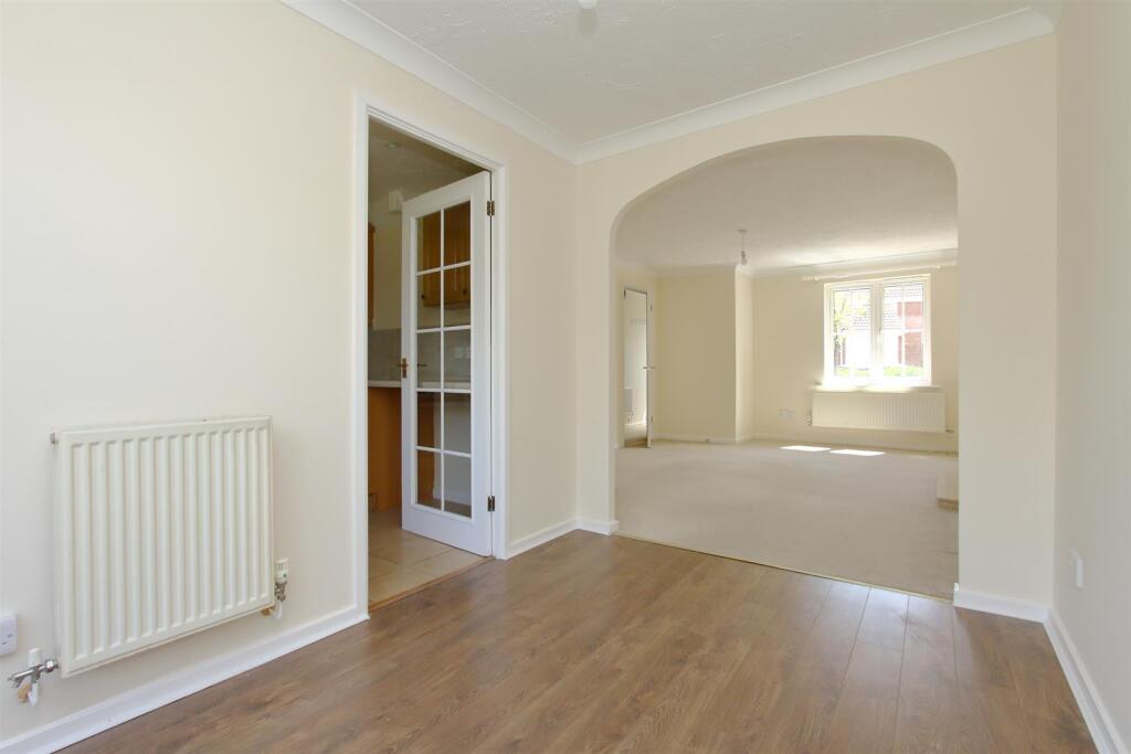 House in Salisbury - View 4