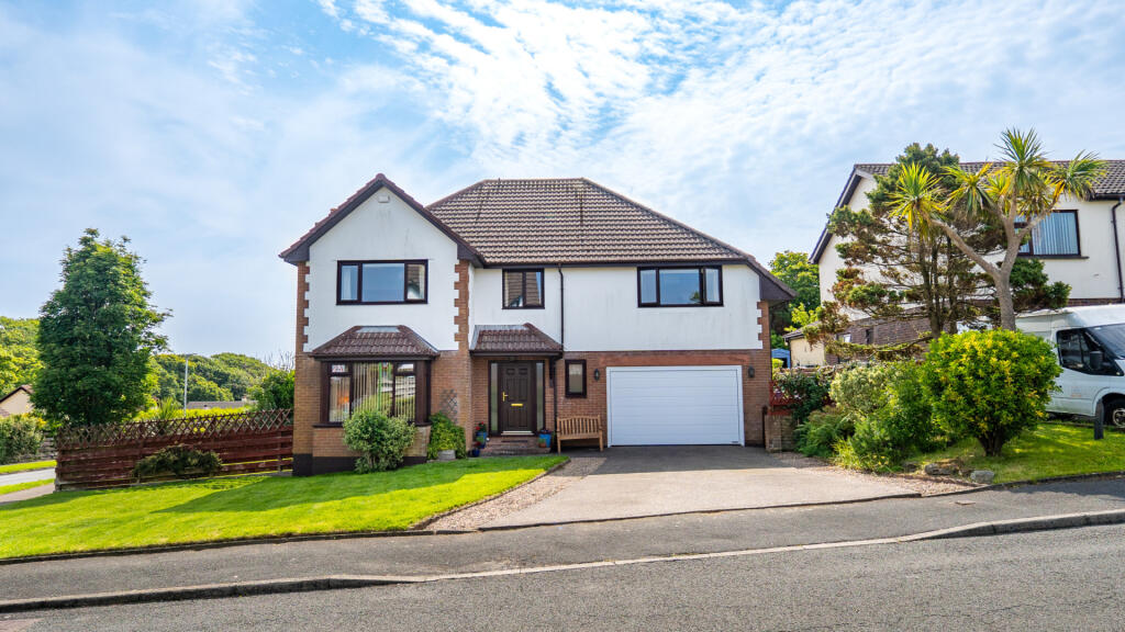 4-bed detached on 1 Hilltop Rise, Farmhill, Douglas, IM2 2LF, £625,000