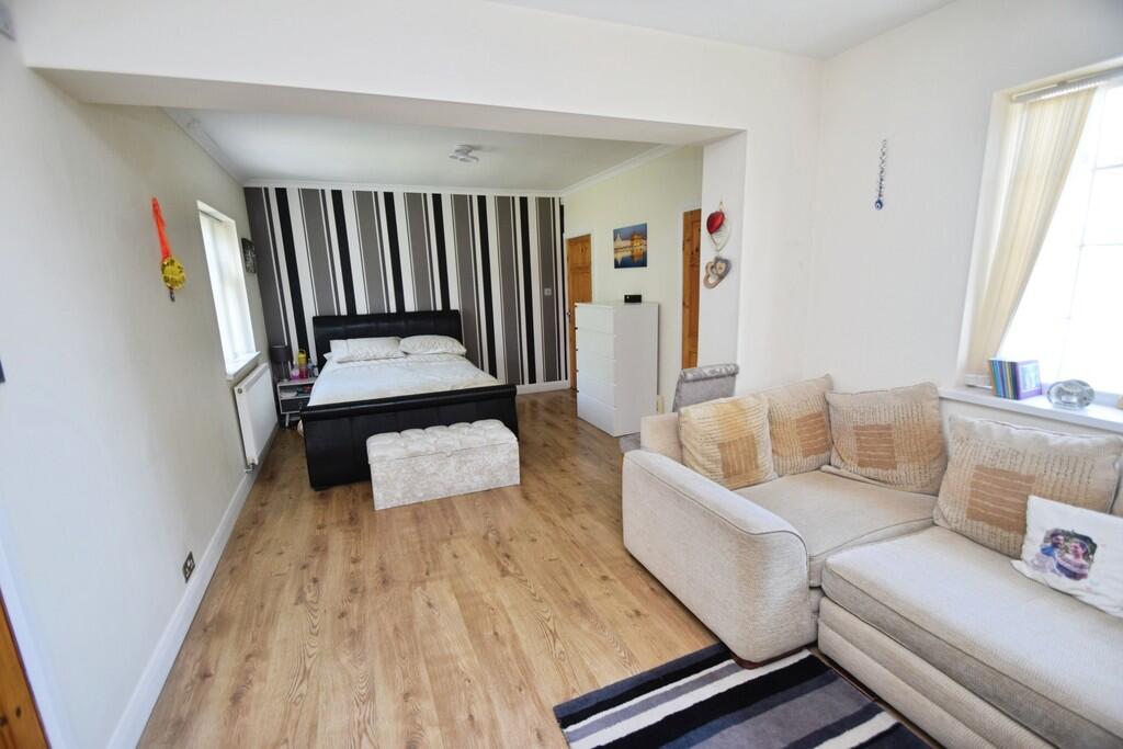 Additional image 8 of Springswood Road , Shipley 