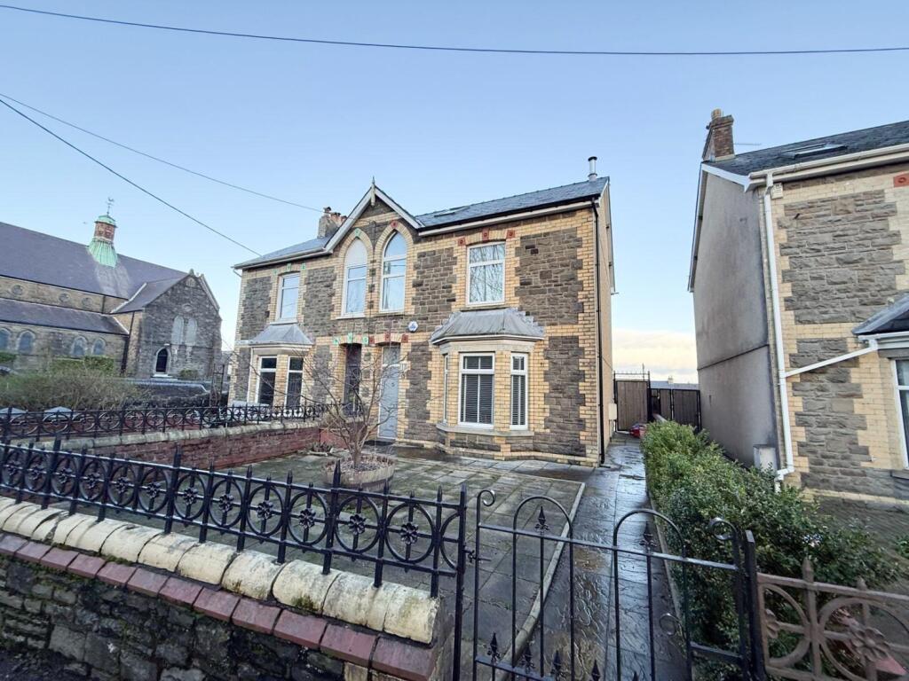 Main image of property: Greenhill Road, Griffithstown, Pontypool, Torfaen, NP4