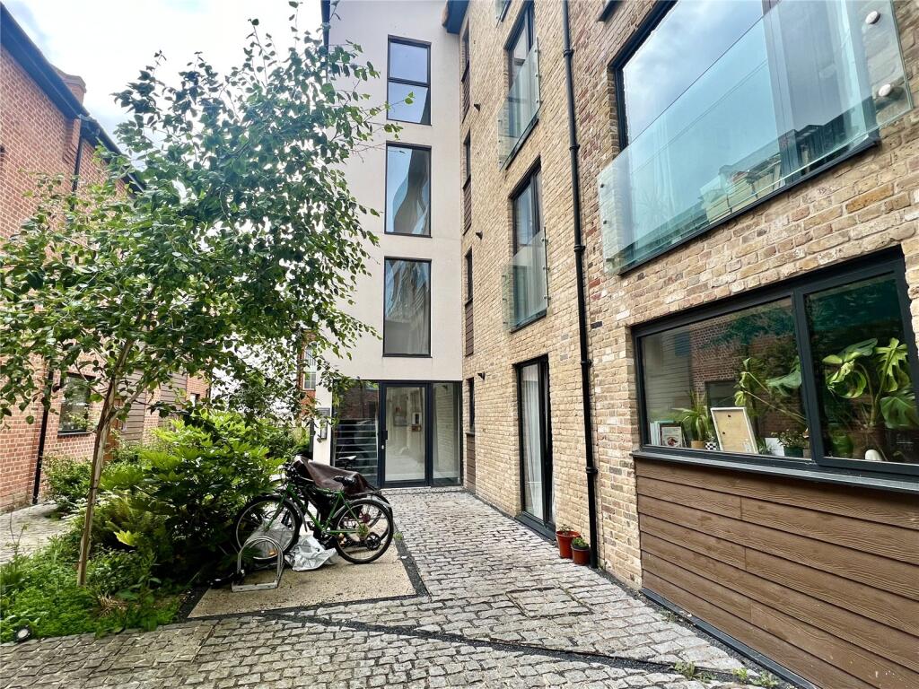 Main image of property: Stour Street, Canterbury, Kent, CT1