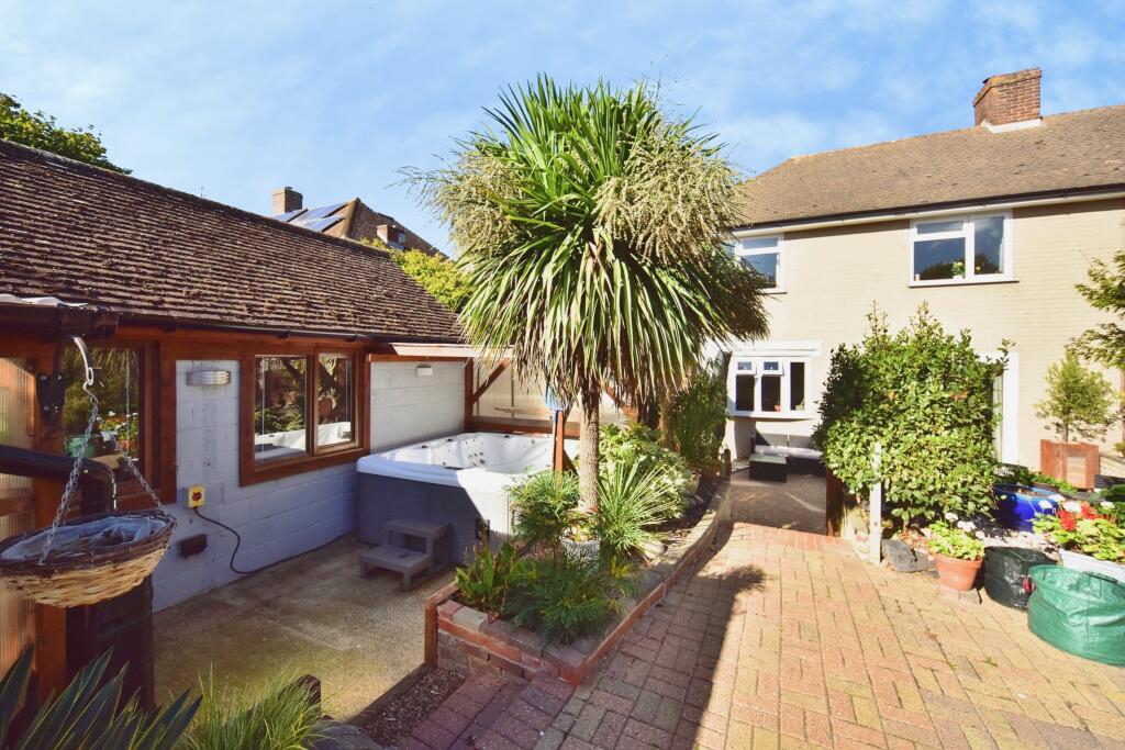 House in Swale, Newington - View 4