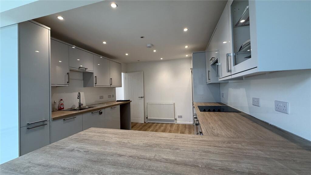 House in Brighton - View 3