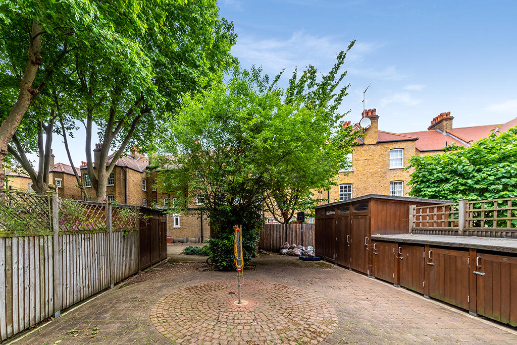 Property photo 8