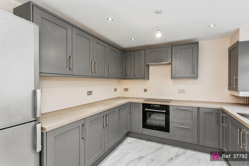 House in Southend-on-Sea - View 5