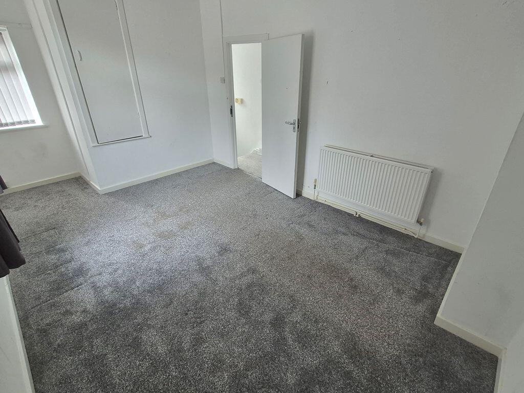 House in Birmingham, Banners Gate, Kingstanding - More