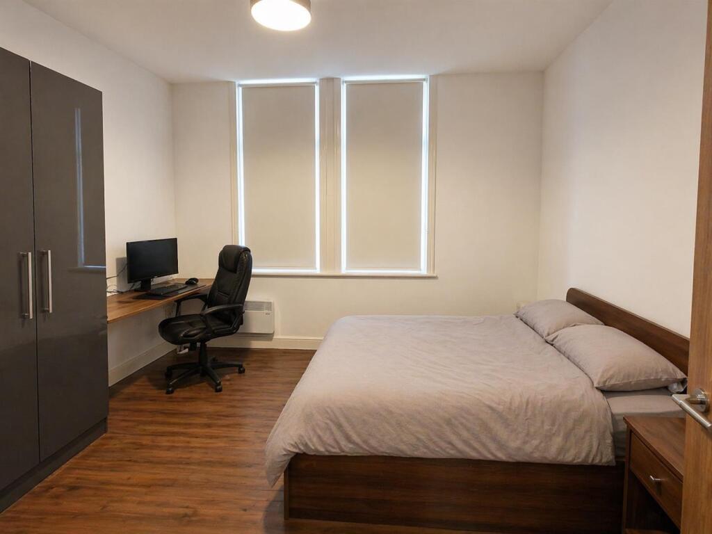 2 bedroom house for rent