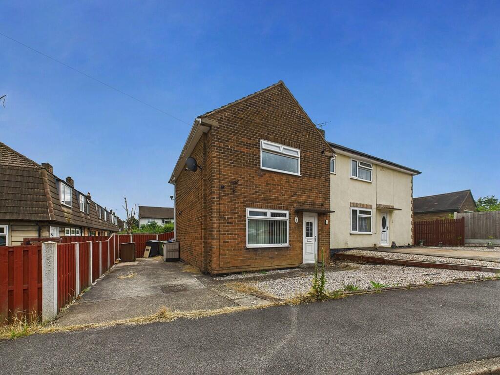 3-bed semi-detached on Lee Road, Hady, £150,000