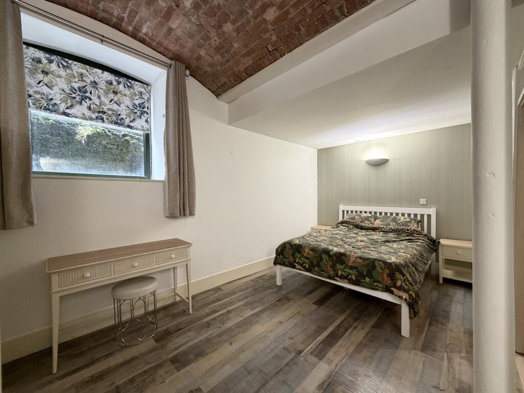 Apartment in Manchester - View 3