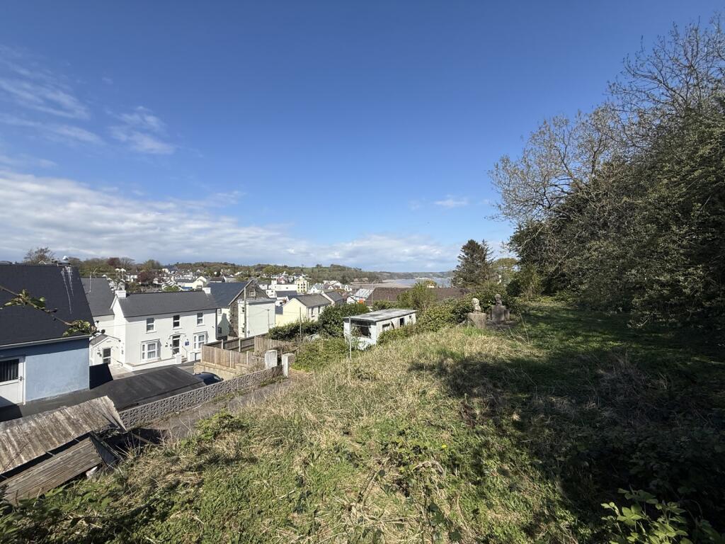 House in Saundersfoot, Pembrokeshire - View 2