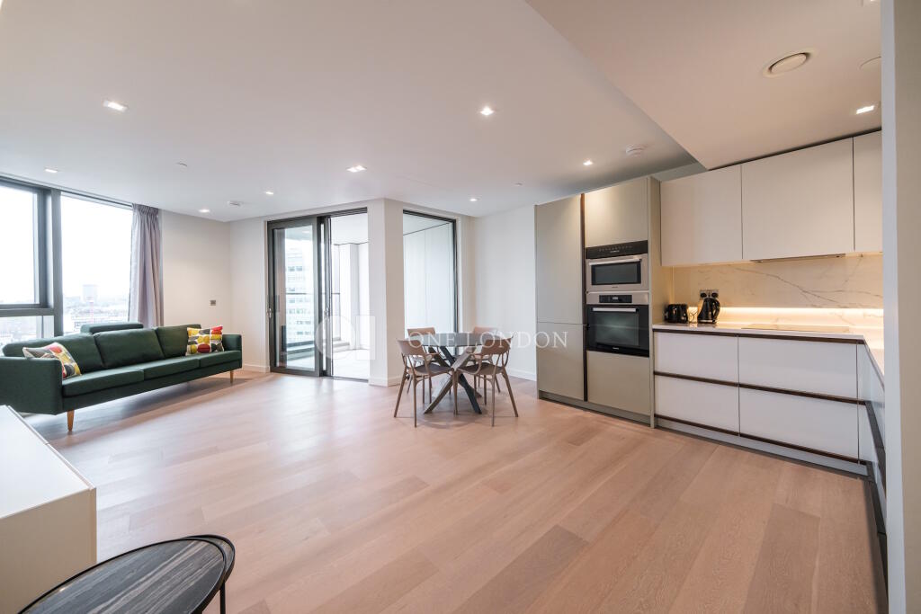 Main image of property: Westmark Tower, Paddington, London