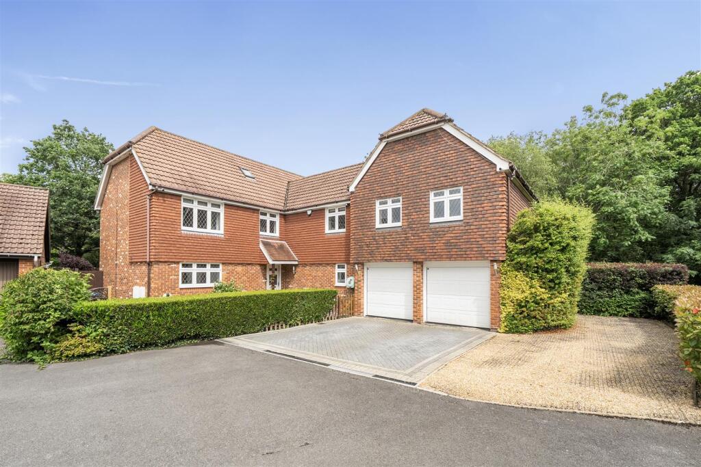 Main image of property: Hanoverian Way, Whiteley, Fareham