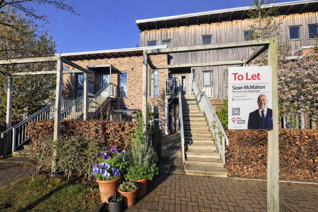 Main image of property: Lang Rigg, South Queensferry, EH30