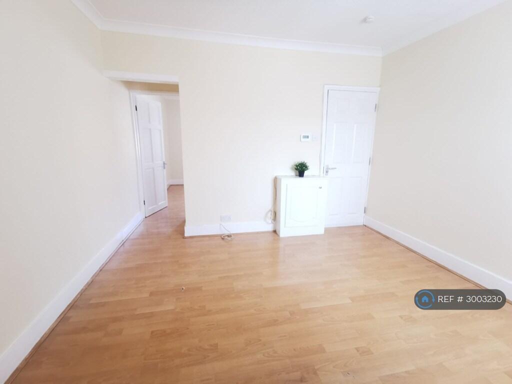 Main image of property: Elm Park Road, Reading, RG30