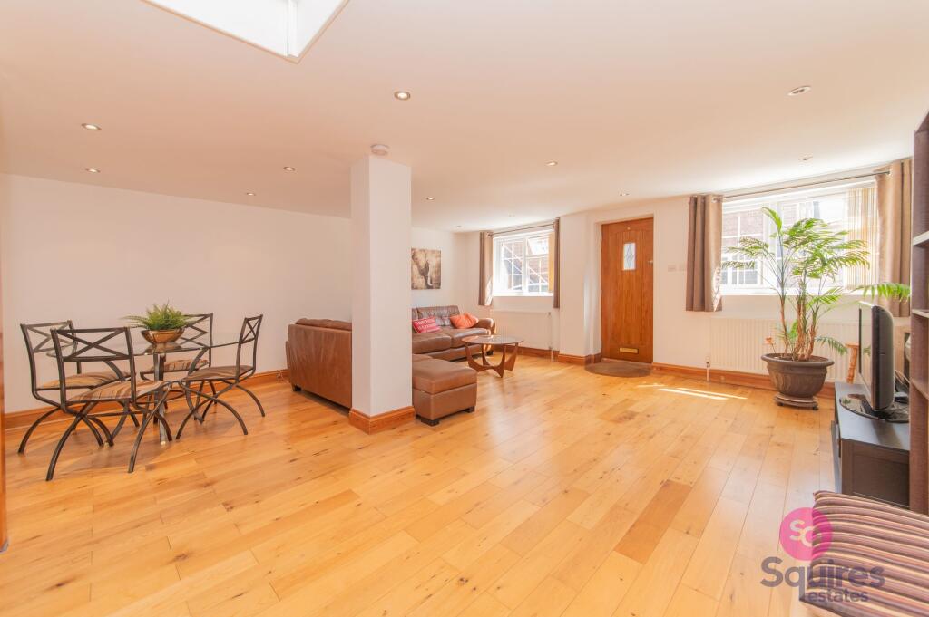 House in London - More