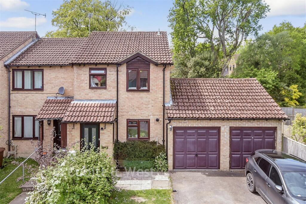 3-bed terraced on Bridger Way, Crowborough, East Sussex, £241,500