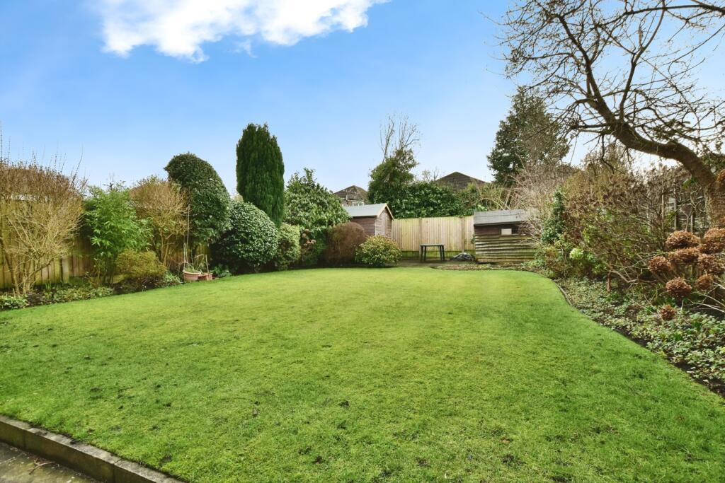 Avonlea Road, Sale, Greater Manchester, M33 photo 4