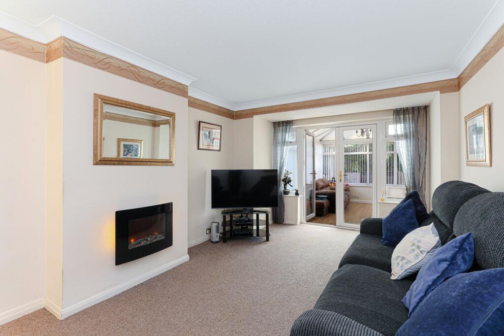 House in Wakefield - View 2