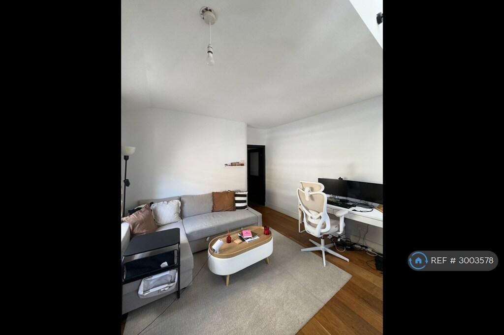 Main image of property: Ormiston Grove, London, W12