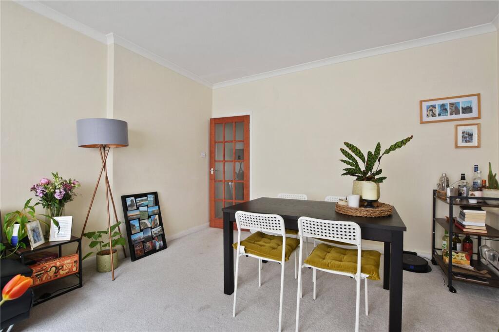 Apartment in London, Marylebone - View 5