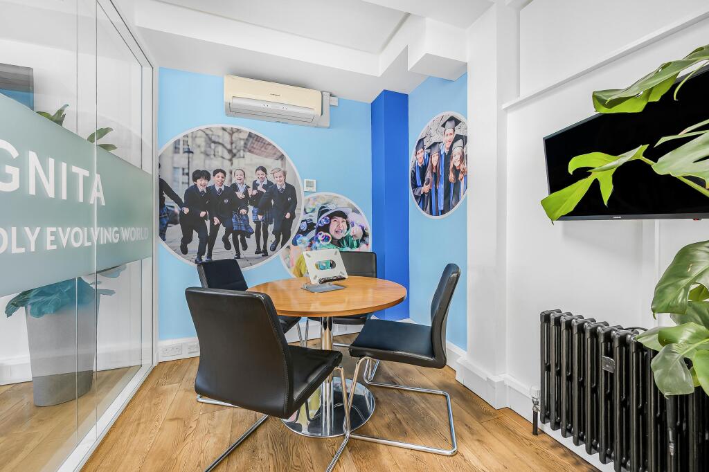 office 4.jpg
