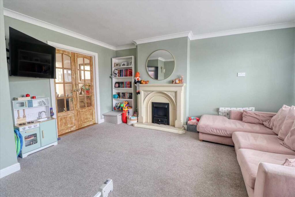 Clapgate Drive, Little Clacton photo 2