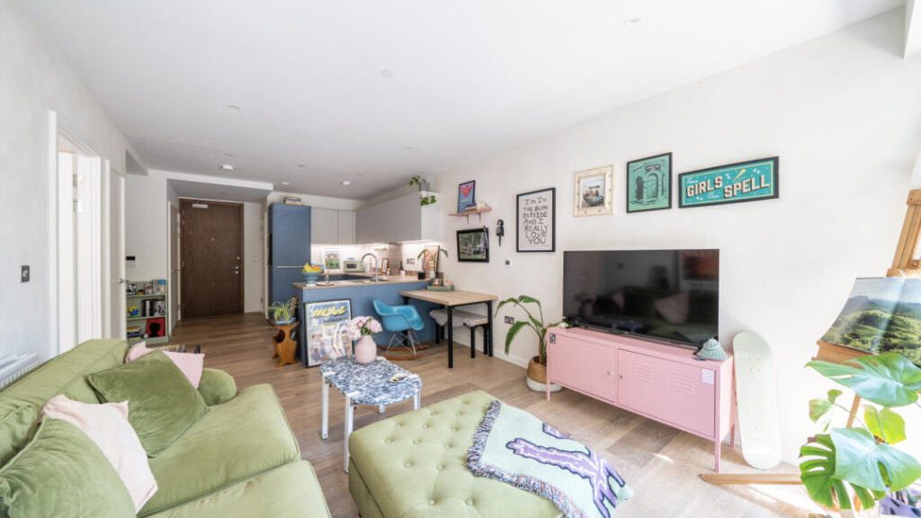 Apartment in London - View 4
