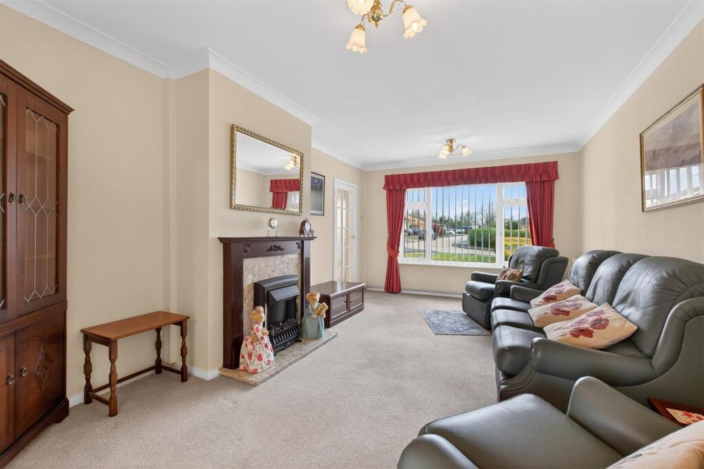 House in Maidstone, Coxheath - View 2