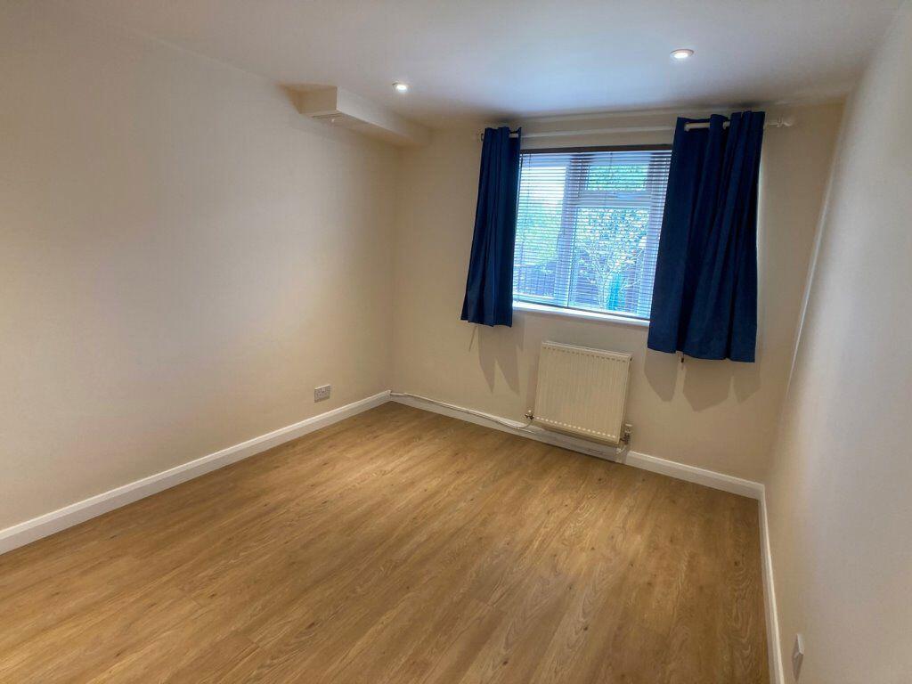 Main image of property: Yarnton, Oxford