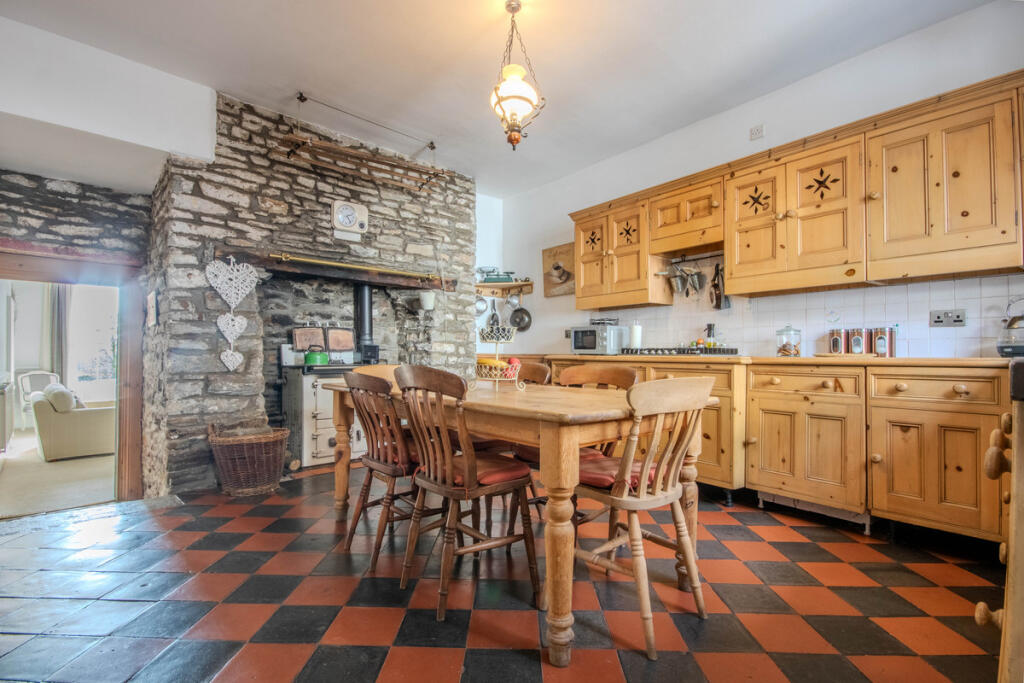 High Street, Pontyclun, CF72 - More