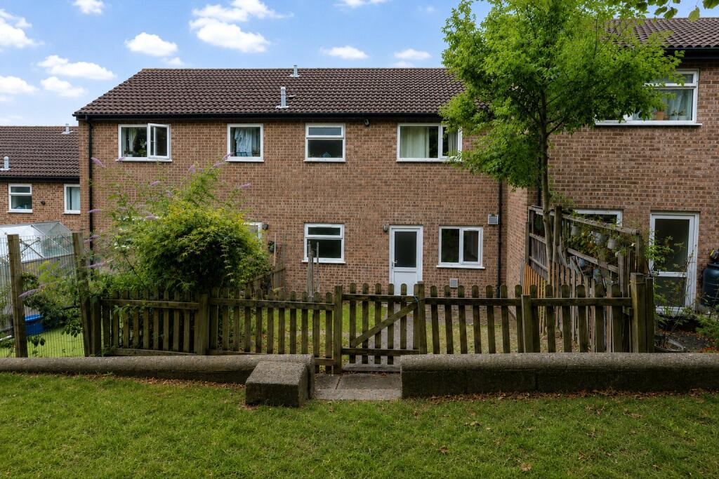 Main image of property: Peards Down Close, Barnstaple, Devon