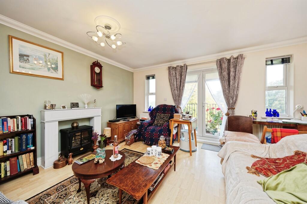 Apartment in Canterbury, Chartham - View 2