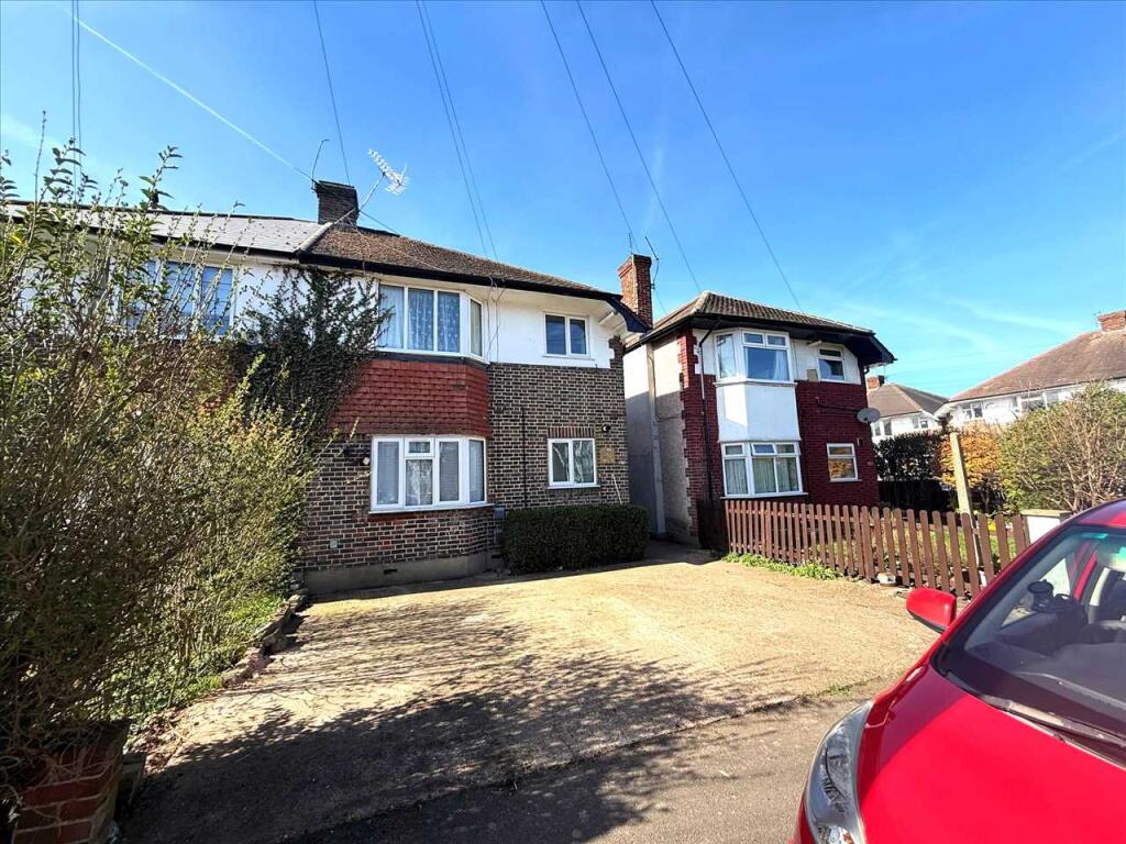 Main image of property: Elmcroft Close, Bedfont