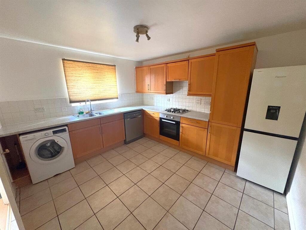 House in Swindon - View 2