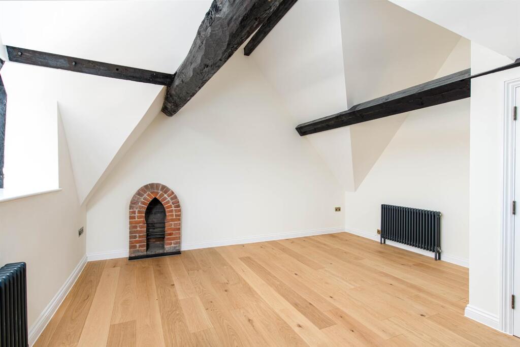 Apartment in Trowbridge - View 3