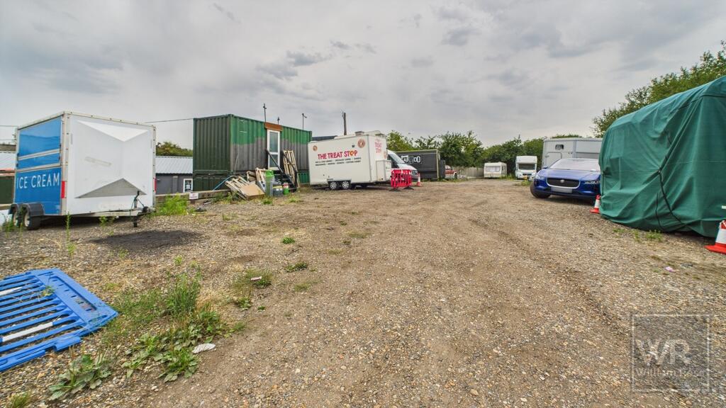 Tuskite Business Park , Pitsea Hall Lane , Basildon , Essex, SS16 - View 4