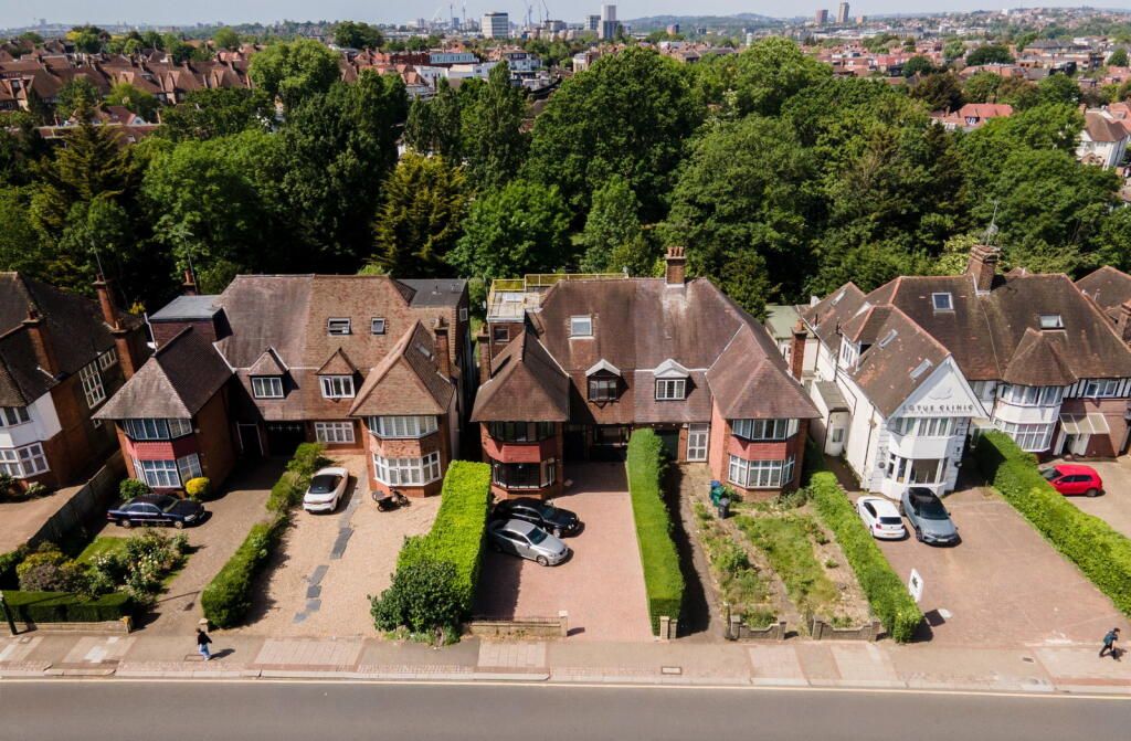 Apartment in London - View 3