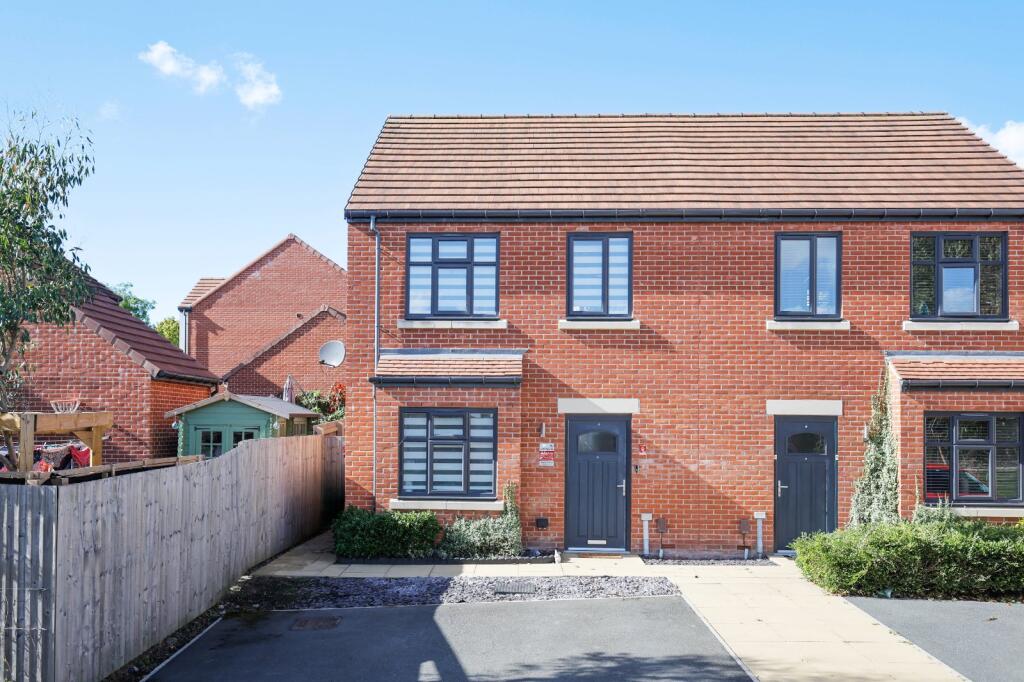 Main image of property: Parkview Place, West Park, Leeds, West Yorkshire, LS16
