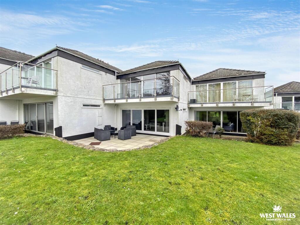 Main image of property: Coedrath Park, Saundersfoot