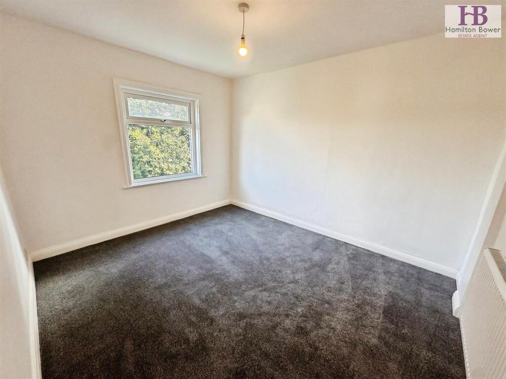 Leafield Grove, Bradford, BD2 photo 4