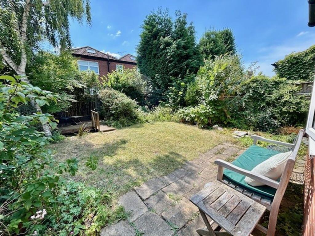 Austin Drive, Didsbury, M20 - View 4