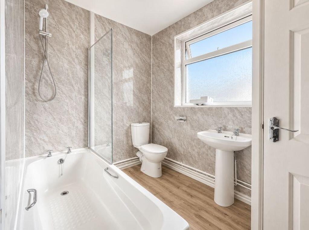 Apartment in Portsmouth - View 5